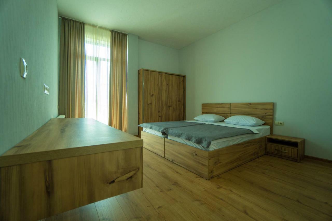Twins Hotel Anaklia Buitenkant foto